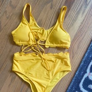 NWOT yellow/gold bikini